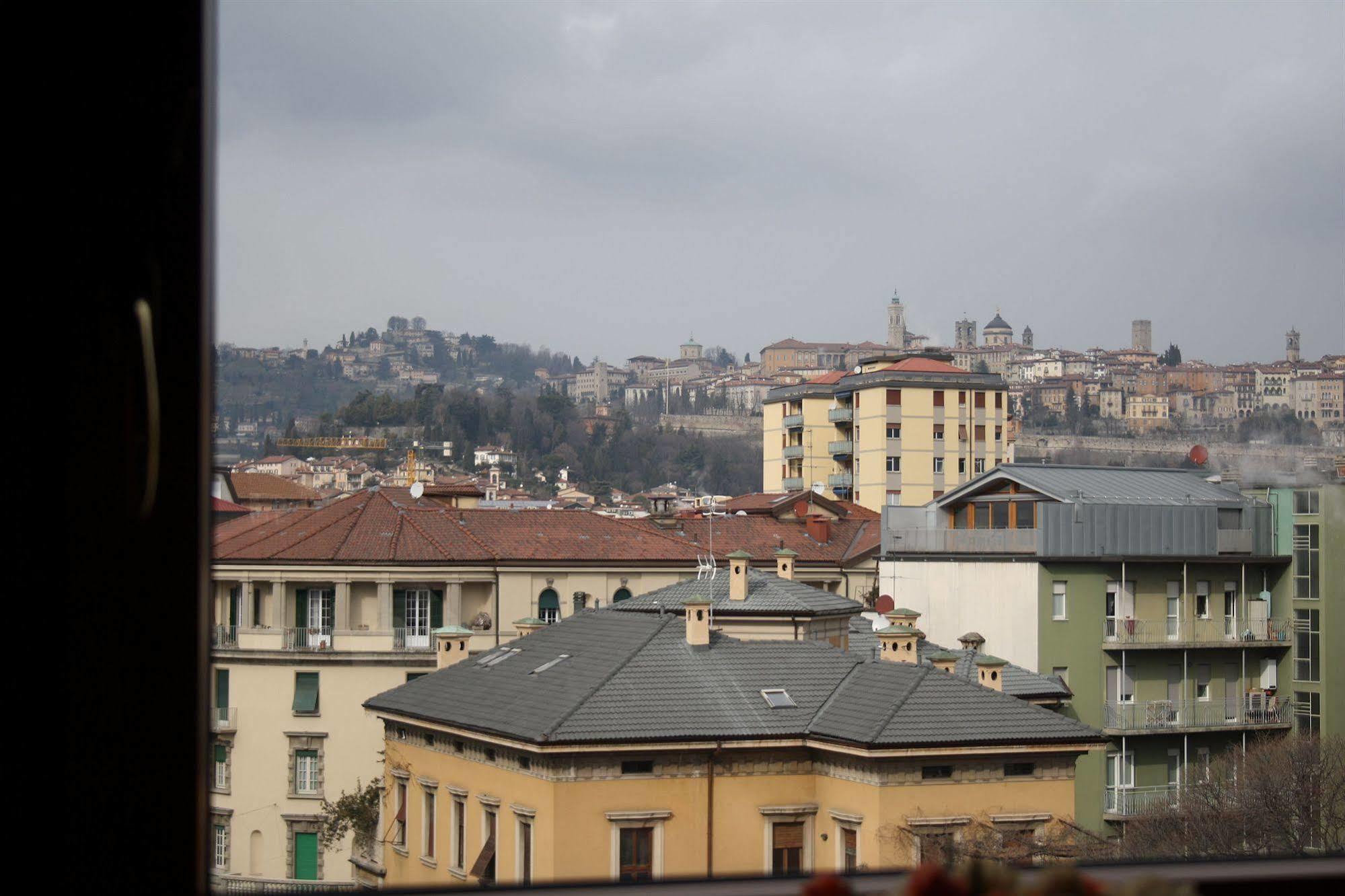 Bergamo Romantica Buitenkant foto